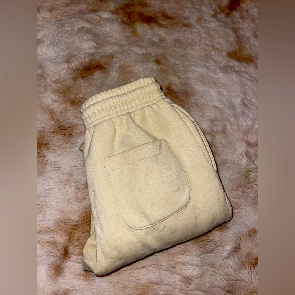 urban outfitters sweatpants